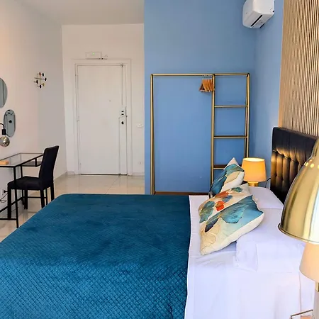 Art Flat Municipio 3* Napels