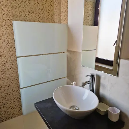Art Flat Municipio Guest house Naples
