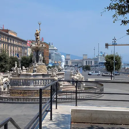 Art Flat Municipio 3*