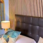 Гостевой дом Art Flat Municipio 4*