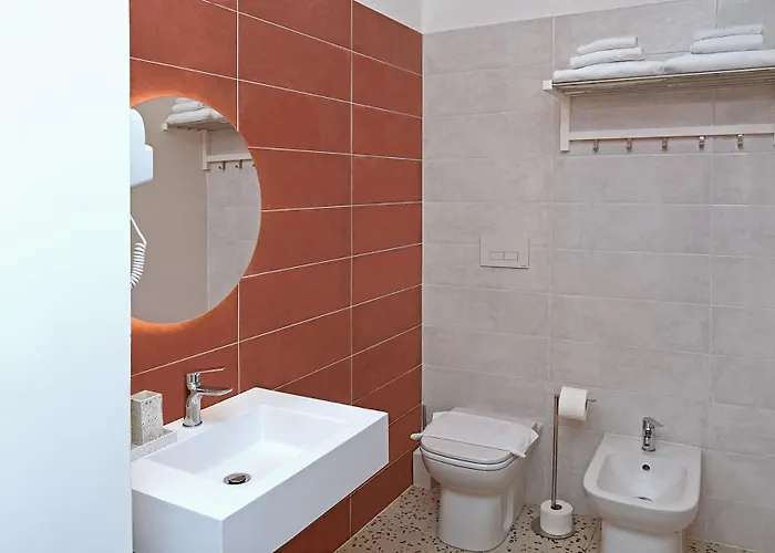 Art Flat Municipio Νάπολη